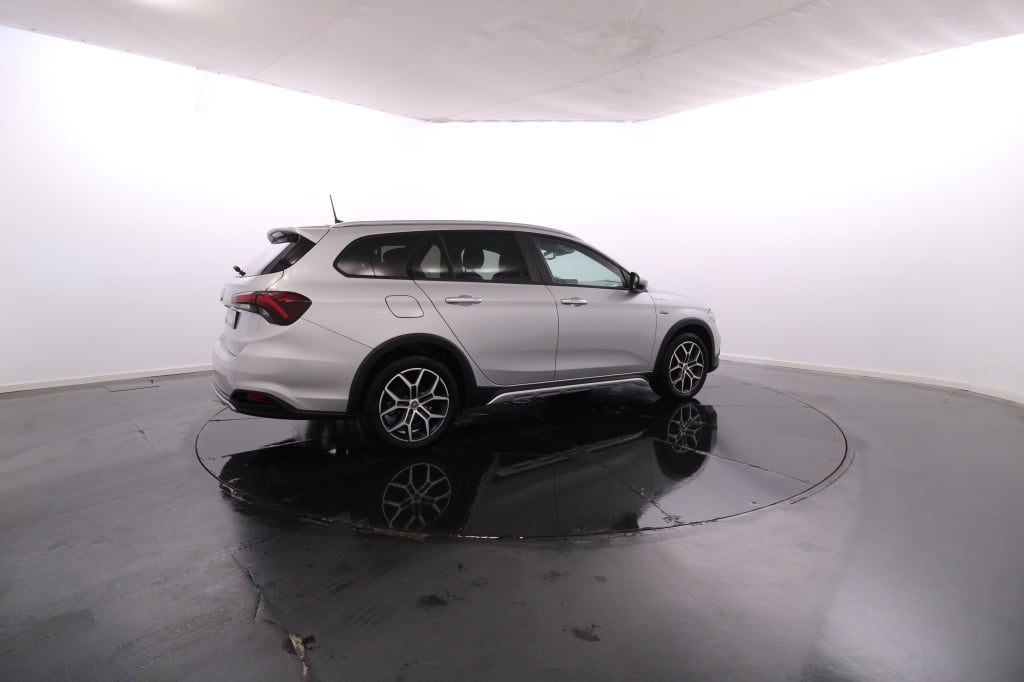 Fiat Tipo Station Wagon Cross