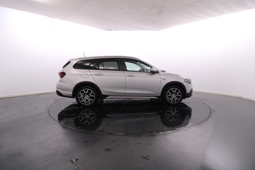 Fiat Tipo Station Wagon Cross