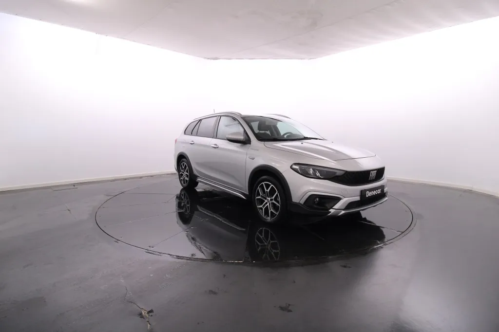 Fiat Tipo Station Wagon Cross