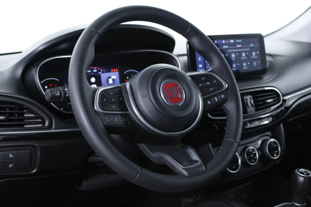 Fiat Tipo Station Wagon Cross