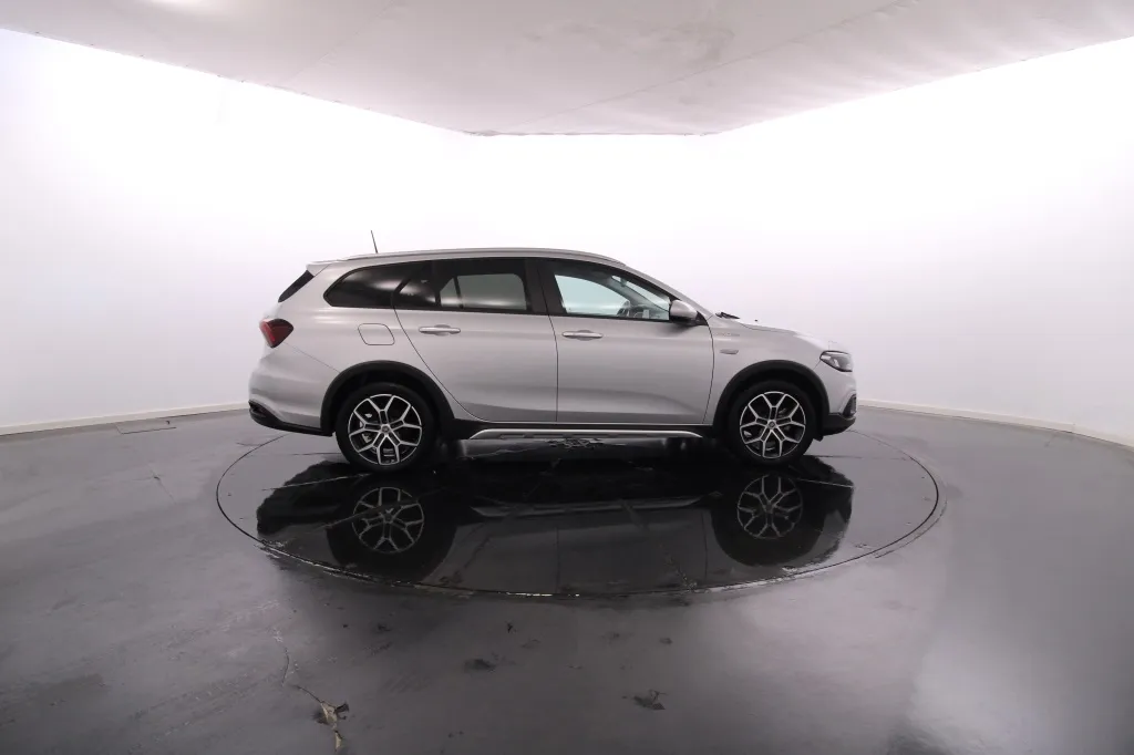 Fiat Tipo Station Wagon Cross