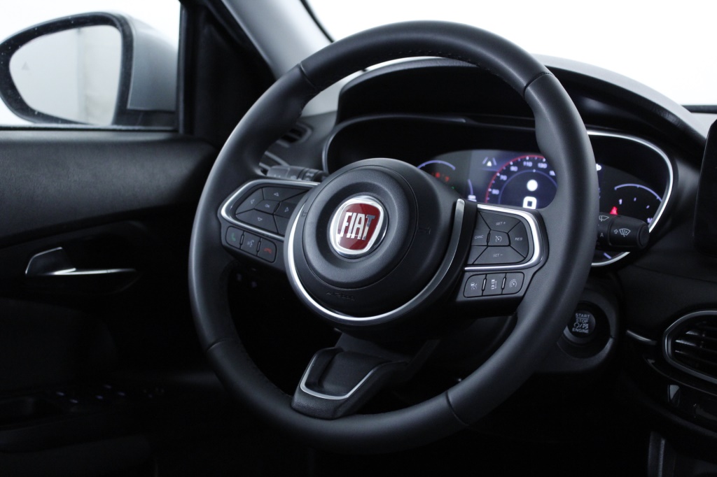 Fiat Tipo Station Wagon Cross