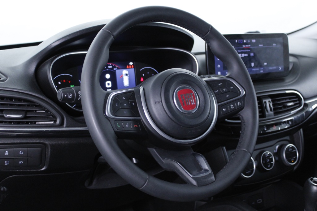 Fiat Tipo Station Wagon Cross