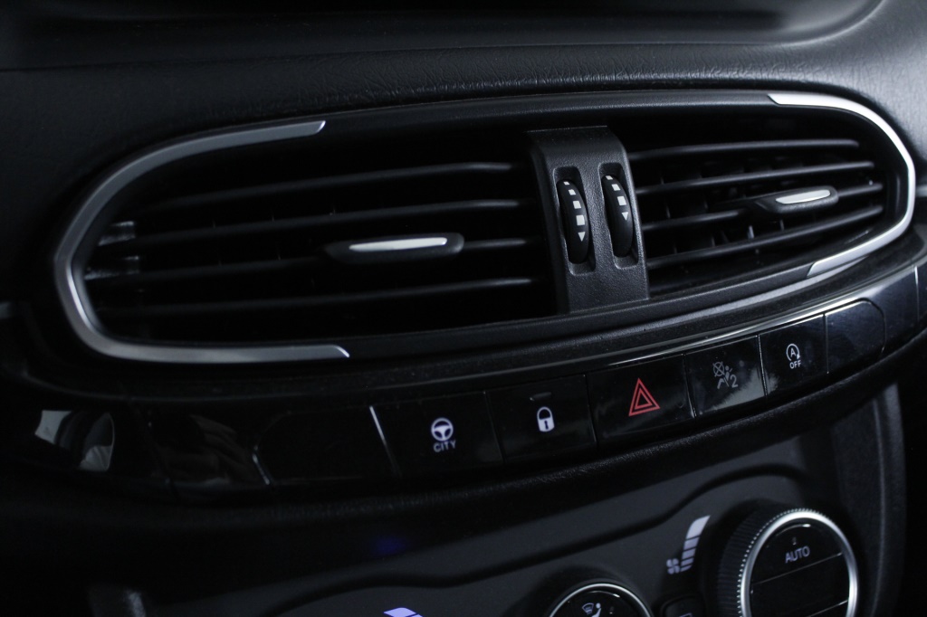 Fiat Tipo Station Wagon Cross