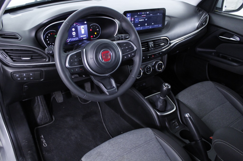 Fiat Tipo Station Wagon Cross