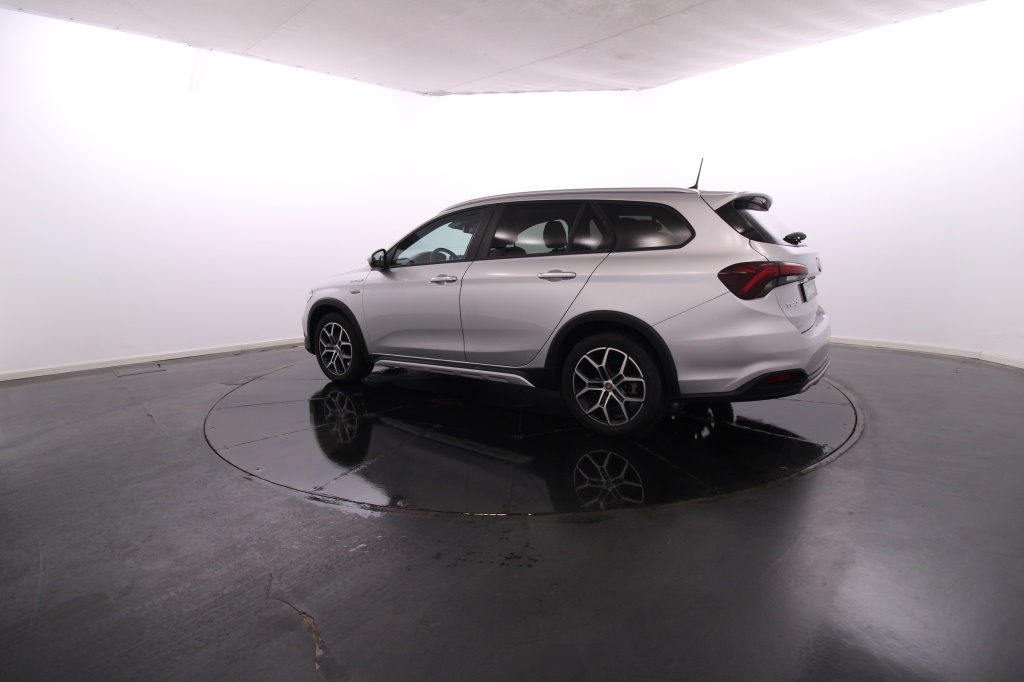 Fiat Tipo Station Wagon Cross