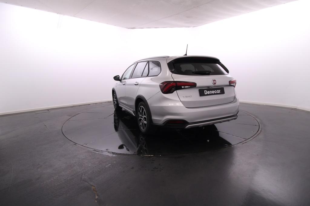 Fiat Tipo Station Wagon Cross