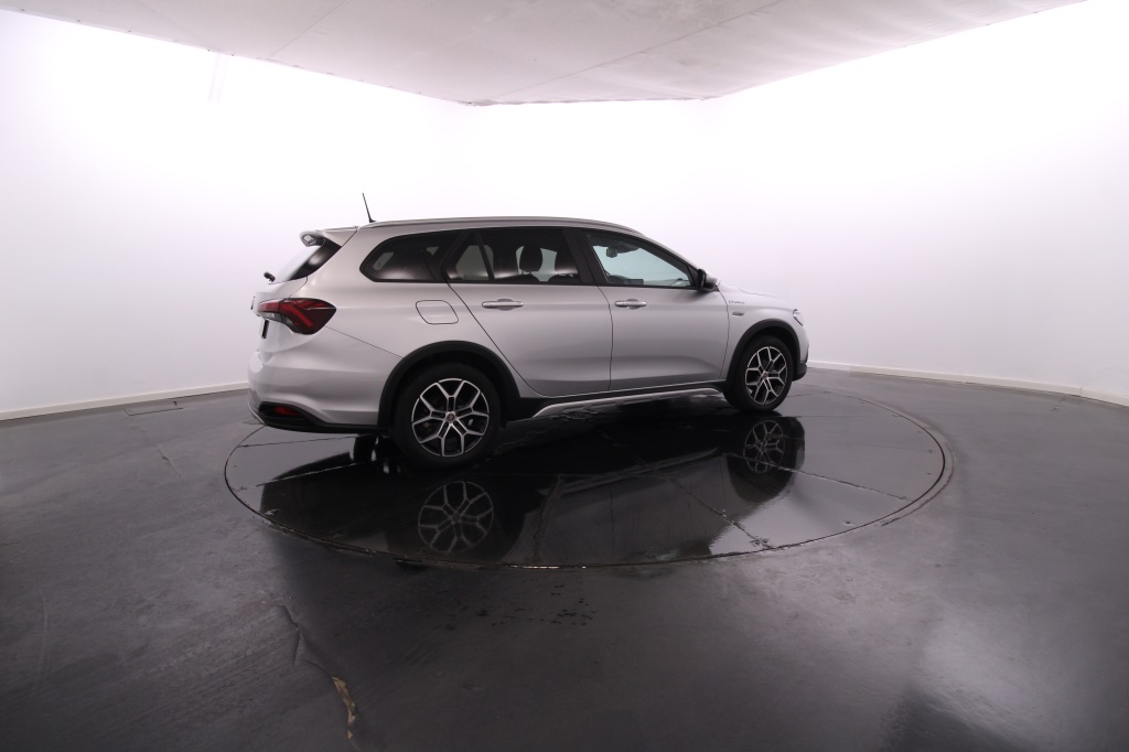 Fiat Tipo Station Wagon Cross