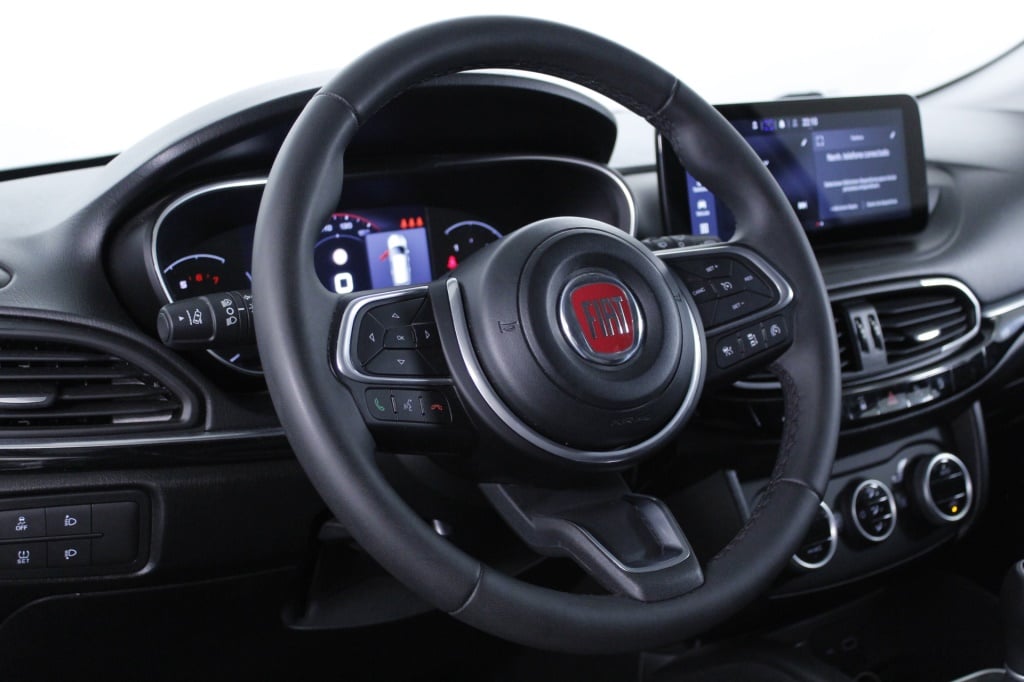 Fiat Tipo Station Wagon Cross