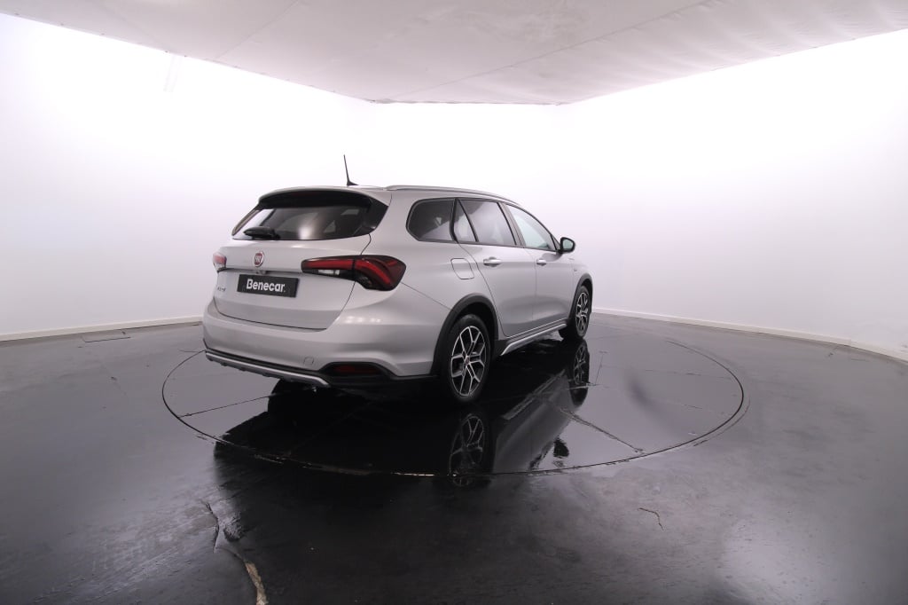 Fiat Tipo Station Wagon Cross