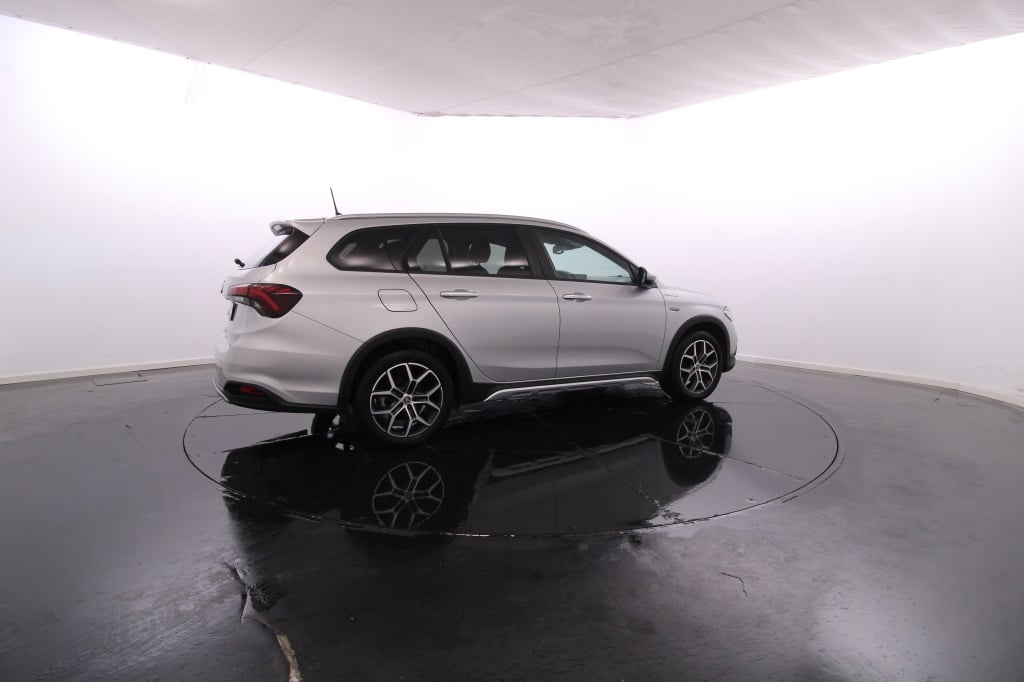 Fiat Tipo Station Wagon Cross