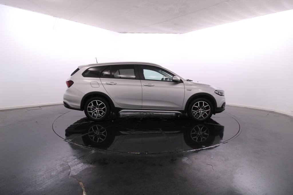 Fiat Tipo Station Wagon Cross