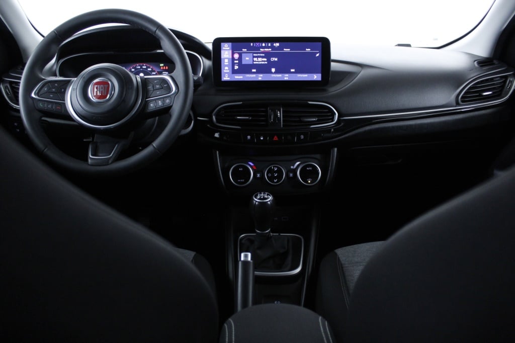 Fiat Tipo Station Wagon Cross