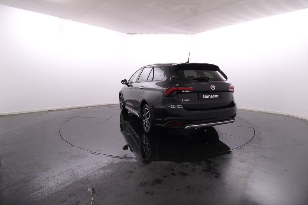 Fiat Tipo Station Wagon Cross