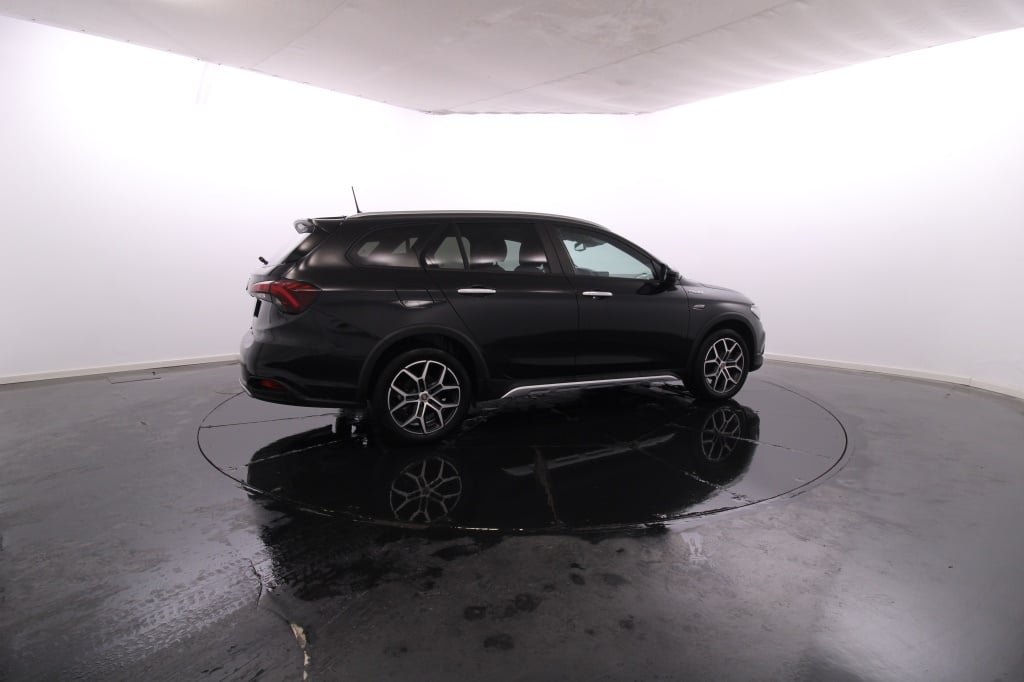 Fiat Tipo Station Wagon Cross