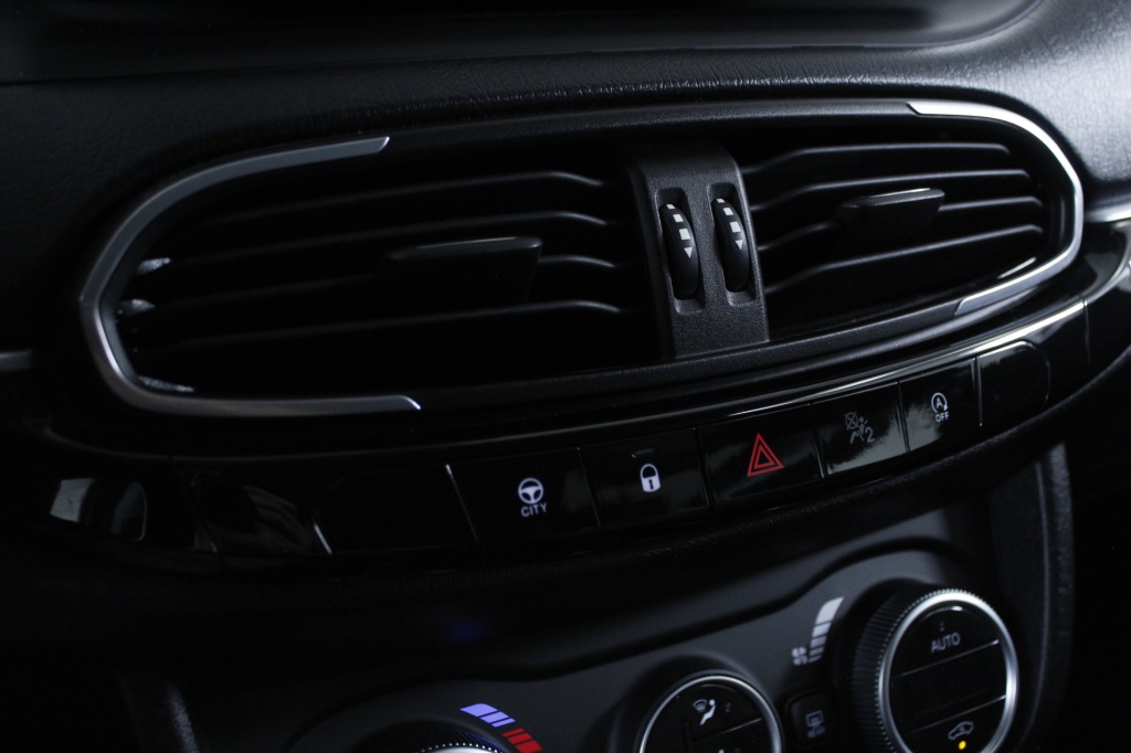 Fiat Tipo Station Wagon Cross