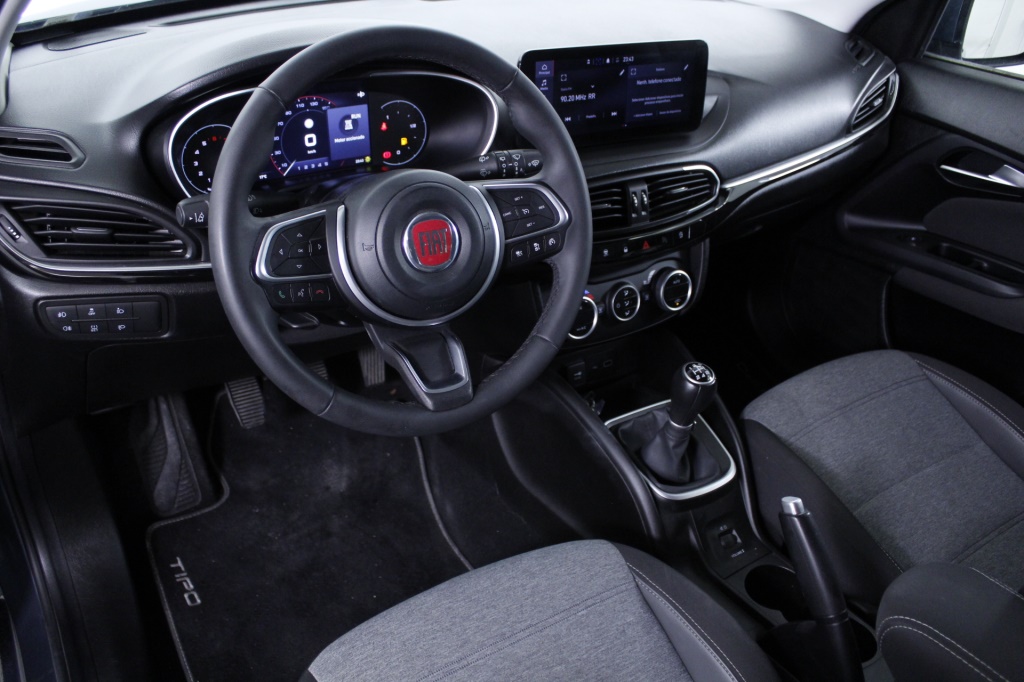 Fiat Tipo Station Wagon Cross