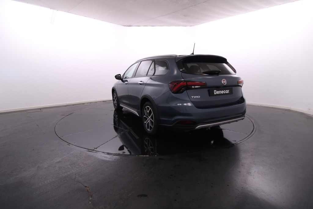Fiat Tipo Station Wagon Cross