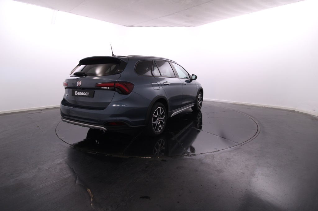 Fiat Tipo Station Wagon Cross