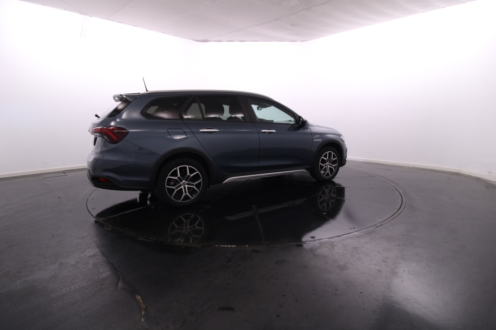 Fiat Tipo Station Wagon Cross