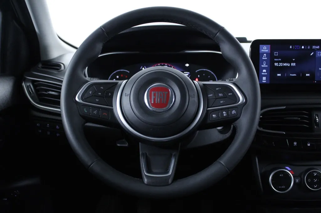 Fiat Tipo Station Wagon Cross
