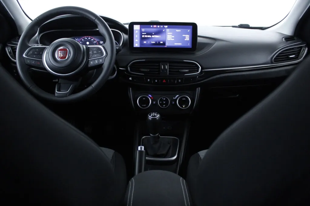 Fiat Tipo Station Wagon Cross