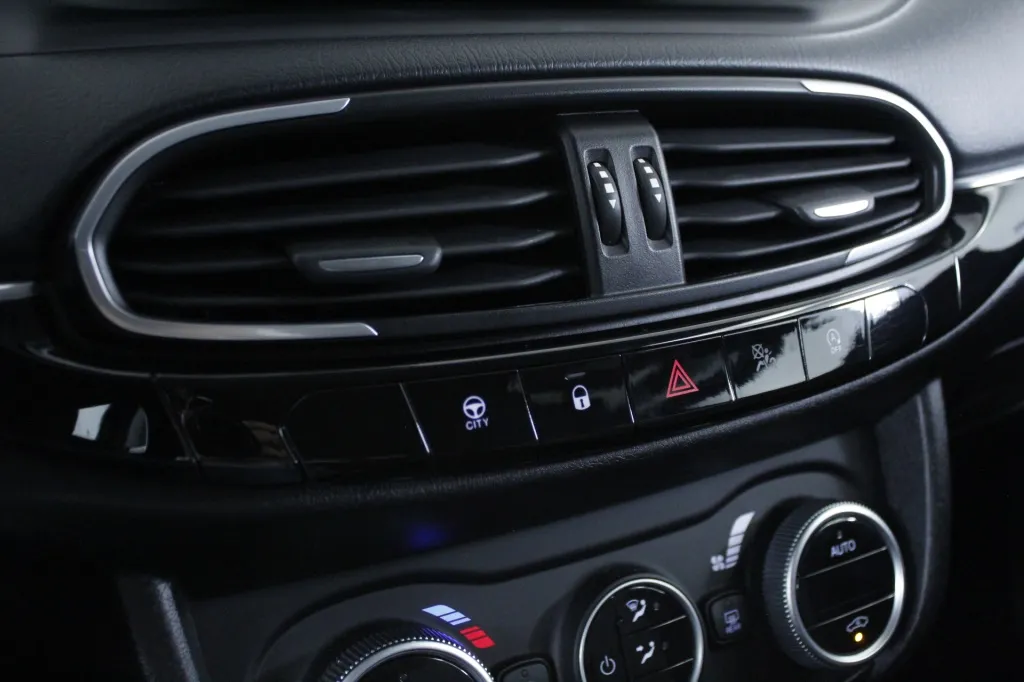 Fiat Tipo Station Wagon Cross