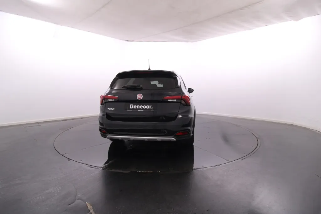 Fiat Tipo Station Wagon Cross