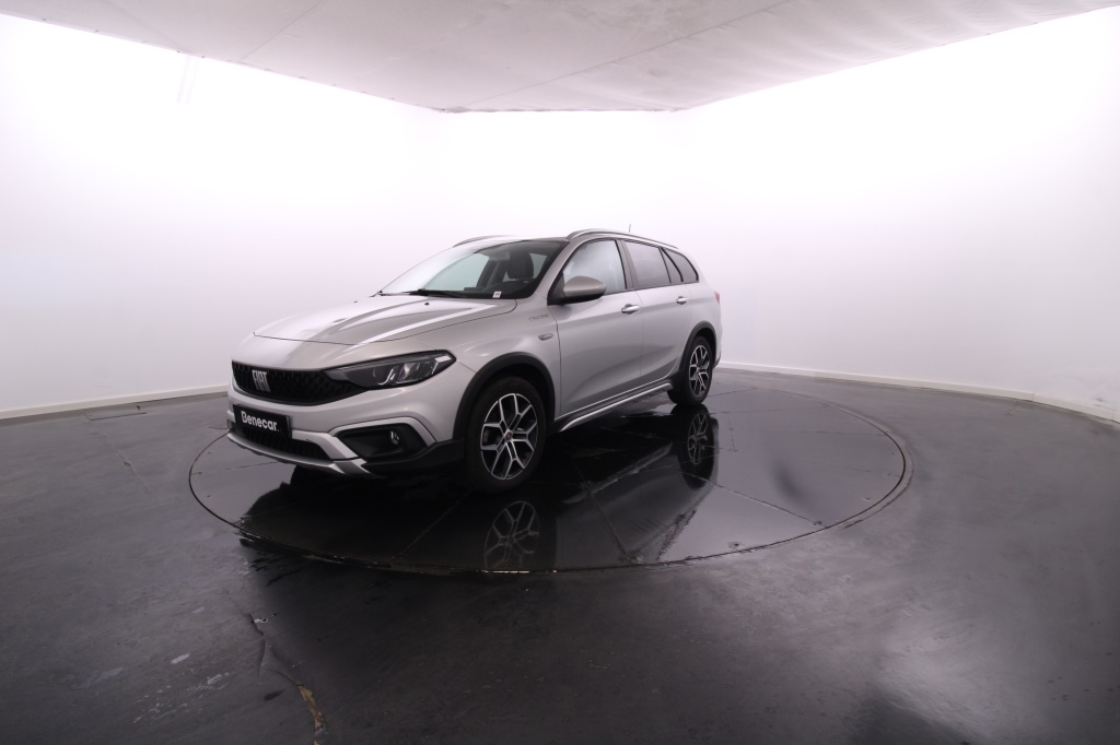 Fiat Tipo Station Wagon Cross