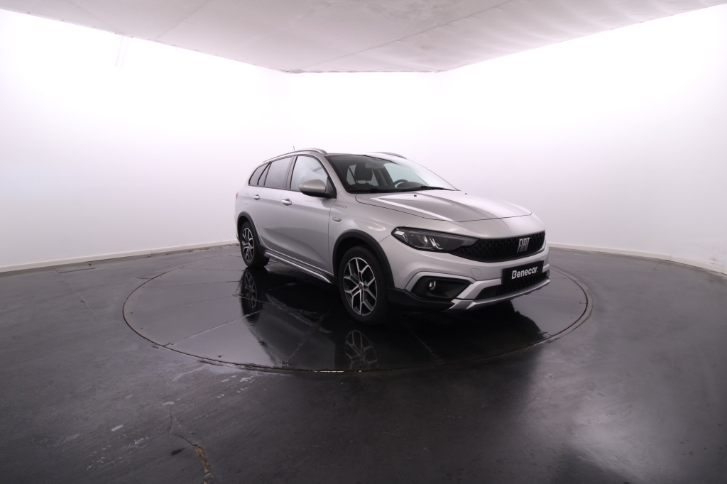 Fiat Tipo Station Wagon Cross