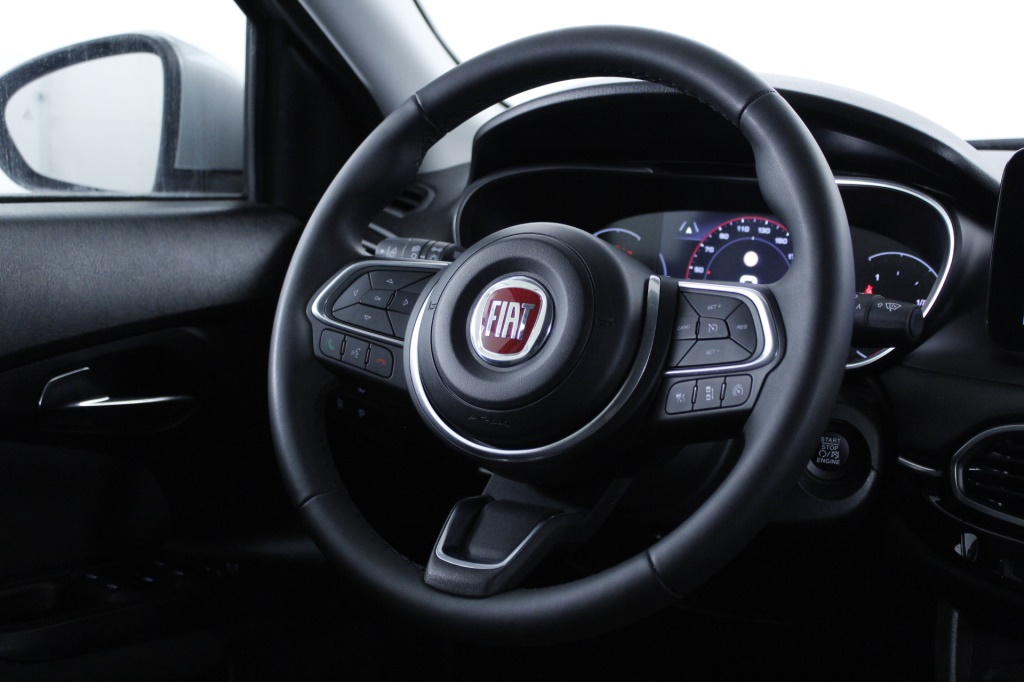 Fiat Tipo Station Wagon Cross