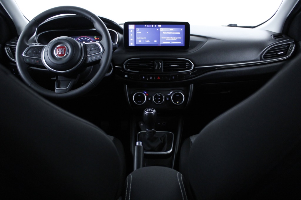 Fiat Tipo Station Wagon Cross