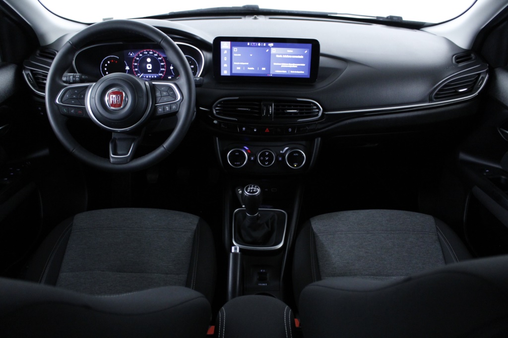 Fiat Tipo Station Wagon Cross