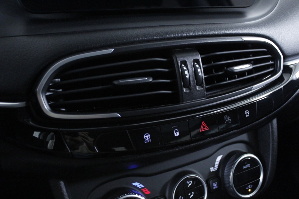 Fiat Tipo Station Wagon Cross