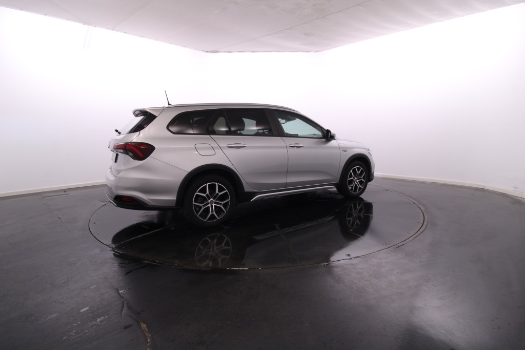 Fiat Tipo Station Wagon Cross