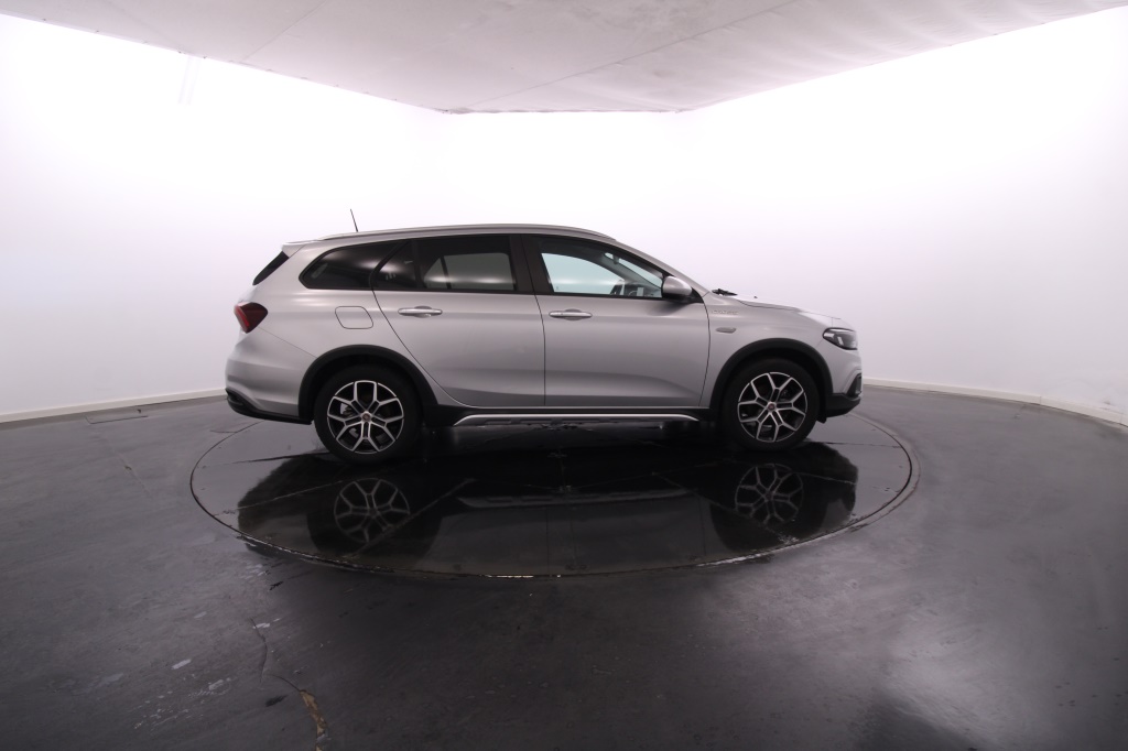 Fiat Tipo Station Wagon Cross