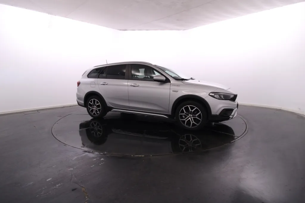 Fiat Tipo Station Wagon Cross