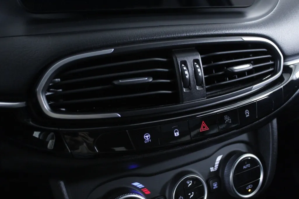 Fiat Tipo Station Wagon Cross