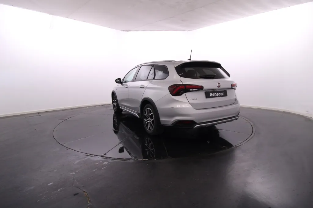 Fiat Tipo Station Wagon Cross