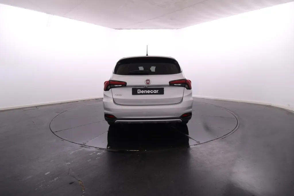 Fiat Tipo Station Wagon Cross