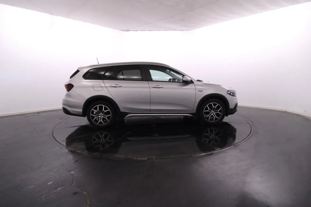 Fiat Tipo Station Wagon Cross