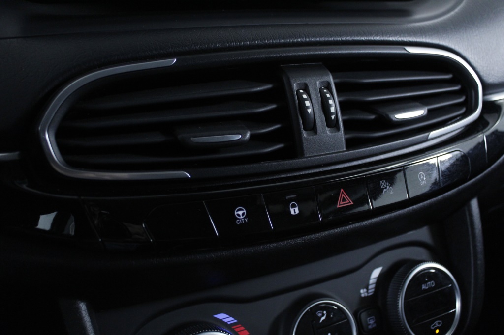 Fiat Tipo Station Wagon Cross