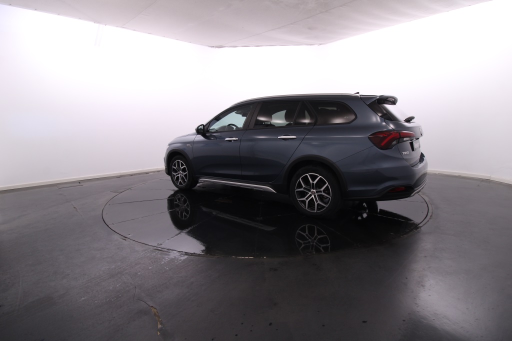Fiat Tipo Station Wagon Cross