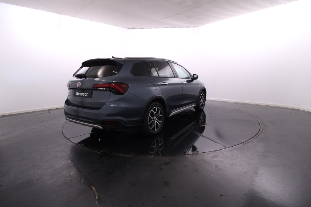 Fiat Tipo Station Wagon Cross
