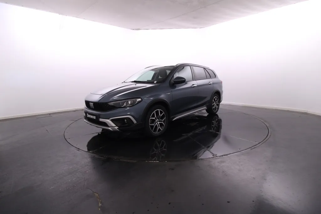 Fiat Tipo Station Wagon Cross