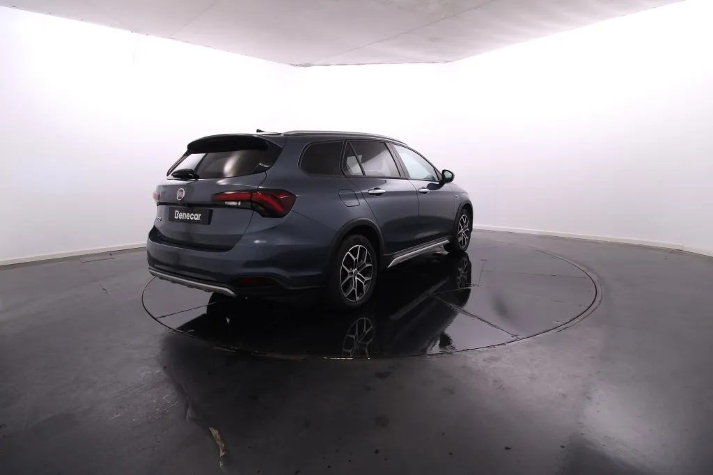 Fiat Tipo Station Wagon Cross