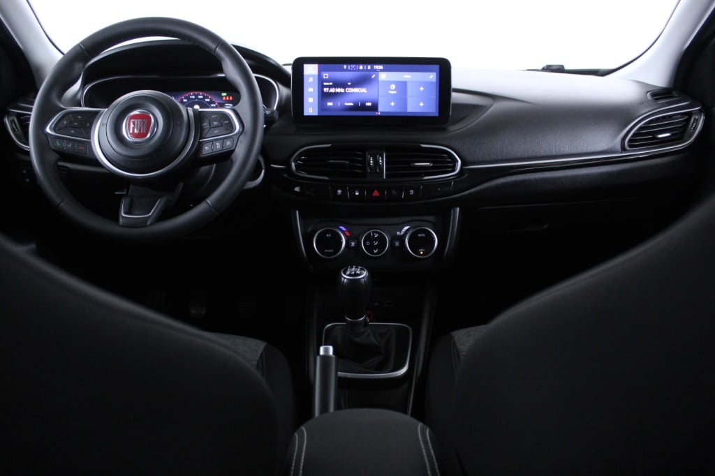 Fiat Tipo Station Wagon Cross