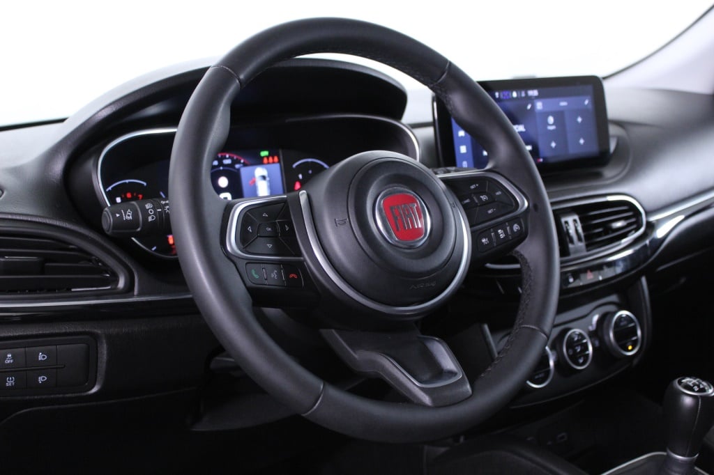 Fiat Tipo Station Wagon Cross