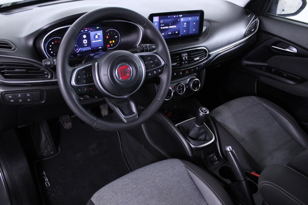 Fiat Tipo Station Wagon Cross