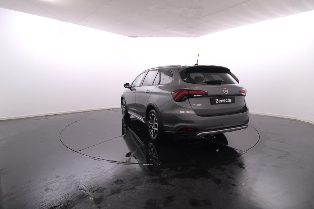 Fiat Tipo Station Wagon Cross